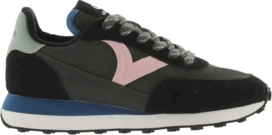 Victoria-sneakers-nere-Astro