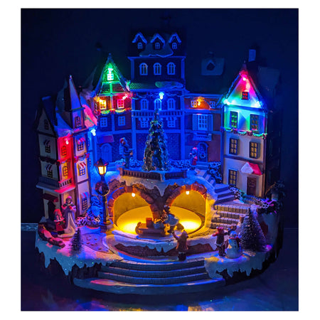 Scena animata a Led con case e albero di natale con luci e movimenti 31 cm