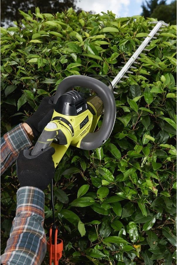 TAGLIASIEPI ELETTRICO RYOBI RHT5555RS 550W LAMA 55CM TAGLIO 26MM ROTANTE - 4