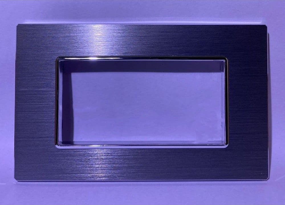 PLACCA LUXURY 3 4 6M IN METALLO ARGENTO OSSIDATO COMPATIBILE CON BTICINO AXOLUTE - 3