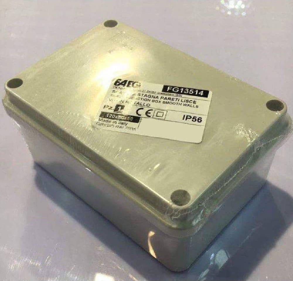 CASSETTA SCATOLE DERIVAZIONE STAGNE PARETI LISCE COPERCHIO VITI IP56 120X80X50MM - 3