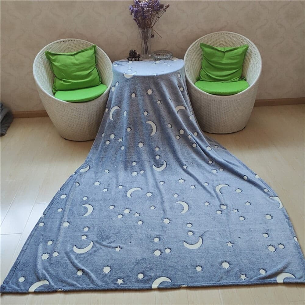 COPERTA PLAID IN PILE CON STELLE CHE SI ILLUMINANO AL BUIO MORBIDA IDEA REGALO - 3