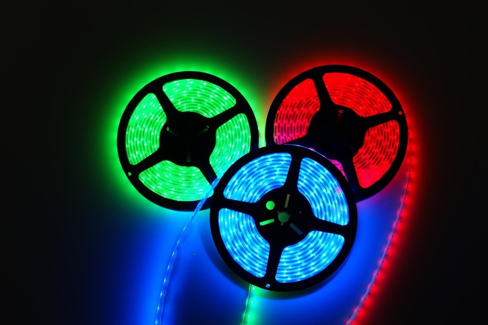 STRIP STRISCIA LED 5M 3528 5050 5630 300 LED IMPERMEABILE FREDDA CALDA RGB - 9