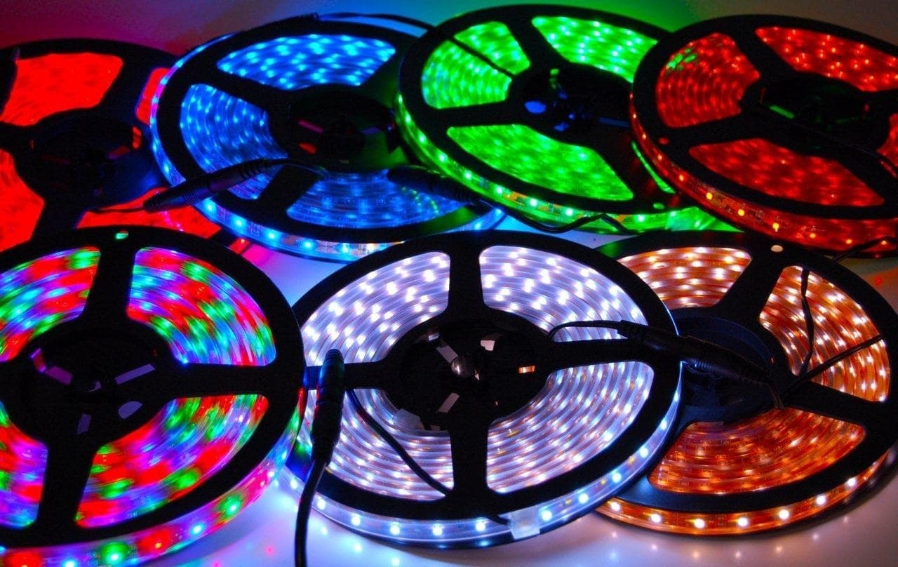 STRIP STRISCIA LED 5M 3528 5050 5630 300 LED IMPERMEABILE FREDDA CALDA RGB - 6