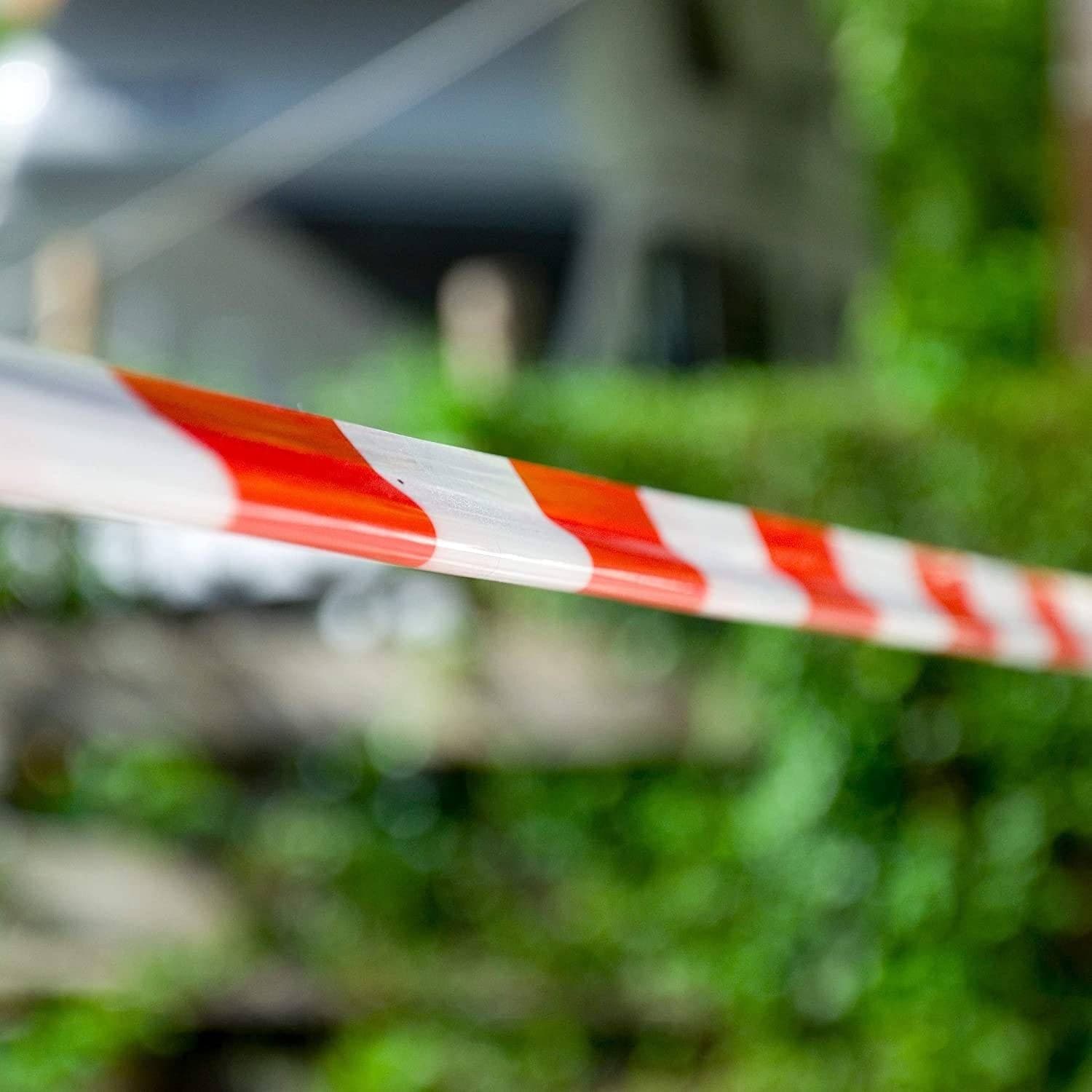 NASTRO SEGNALETICO ANTISTRAPPO SICUREZZA CANTIERE PERICOLO BIANCO ROSSO 50MMX18M - 4
