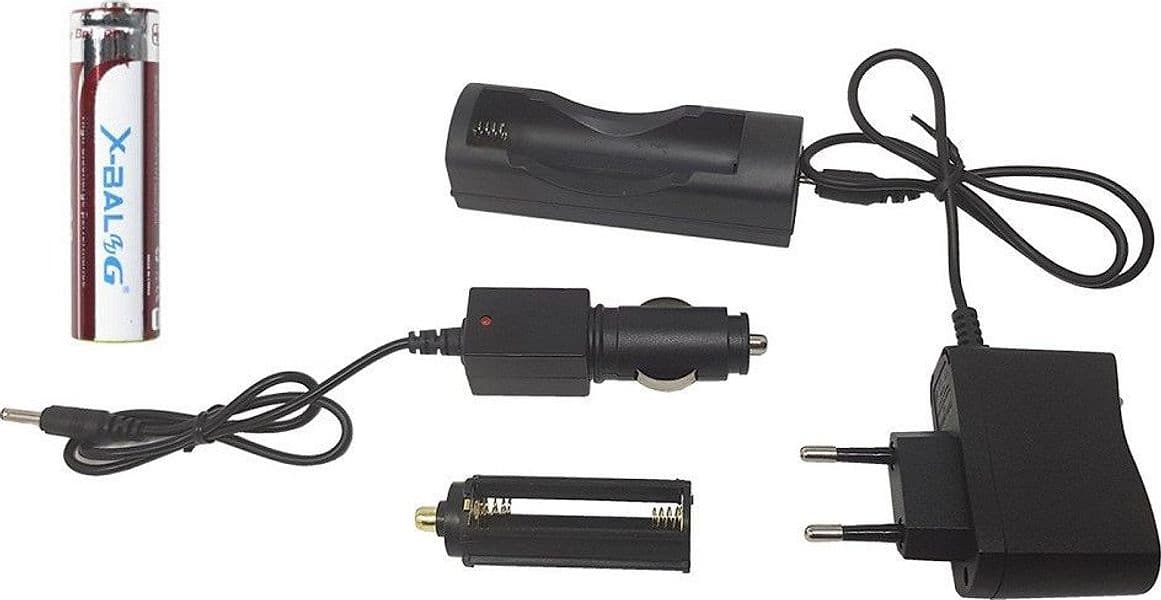 TORCIA SUBACQUEA A LED RICARICABILE IN ALLUMINIO CON BATTERIA DA 8800 MAH - 2