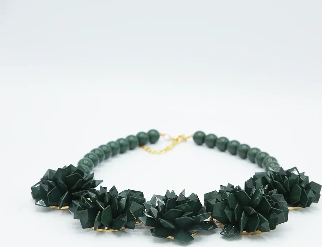 Collana Fiori Stilizzati – Verde – gioiello