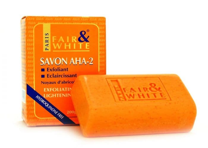 Fair & White Savon AHA-2 Exfoliating and Brightening Soap 200G PAESE DI ORIGINE FRANCE . - 2