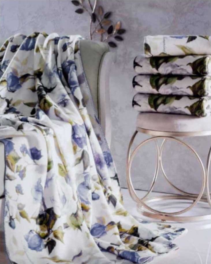 BLUMARINE COPERTINA PLAID IN PILE STAMPATO ADELE COLORE BLU RIFINITO CON PUNTO CAVALLO