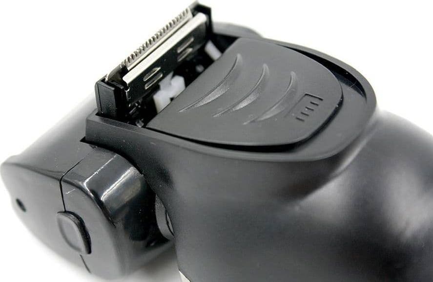 RASOIO PER BARBA RICARICABILE PROFESSIONALE ELETTRICO SENZA FILI CAPELLI GM-7717 - 6
