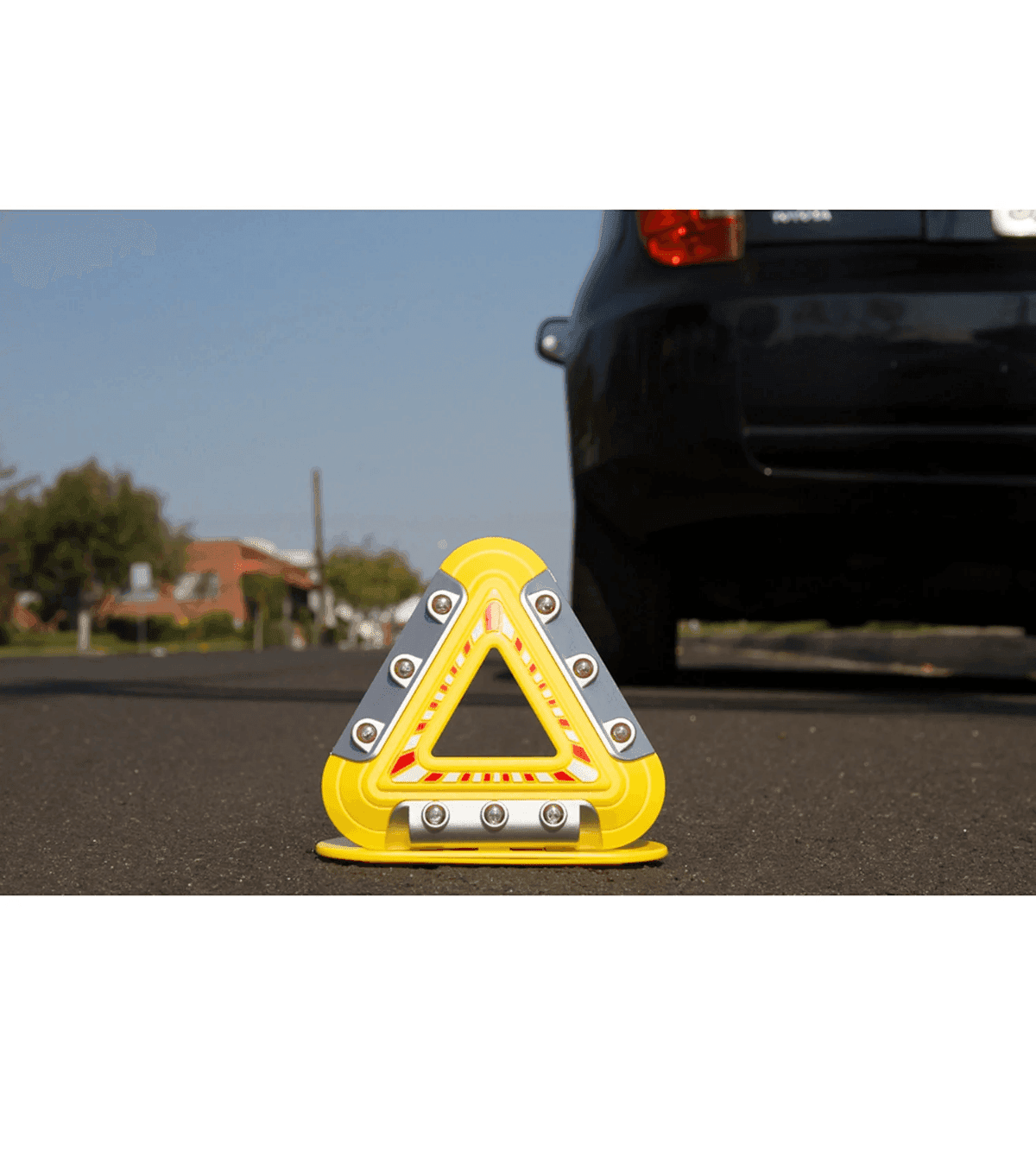 TRIANGOLO DI EMERGENZA PER AUTO A 9 LED RICARICABILE SEGNALE PERICOLO MAGNETICO - 3