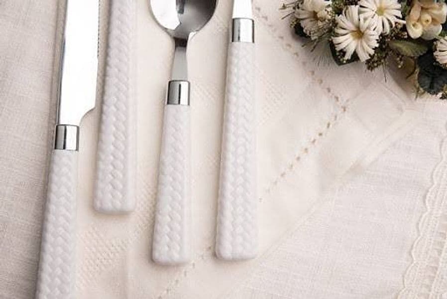 BAVARIA SET SERVIZIO 24 PEZZI POSATE ACCIAIO INOX CON MANICO BIANCO CUCINA - 2