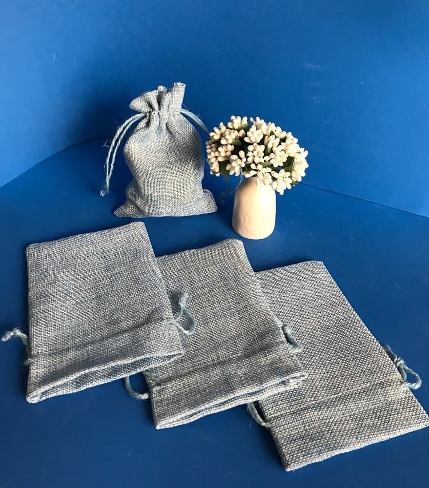 25 SACCHETTI DI JUTA AZZURRO PER BOMBONIERE CONFETTI COMPLEANNI MATRIMONIO - 4