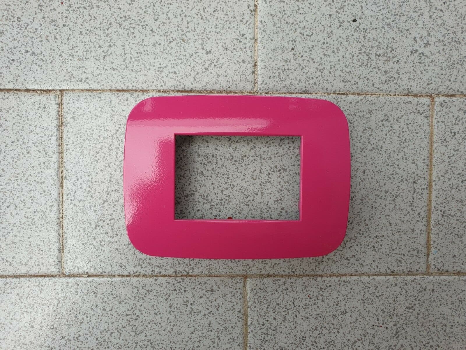 PLACCA PLACCHETTA PLACCHETTE COMPATIBILI PER SERIE AXOLUTE BTICINO COLORATE FORI - 50