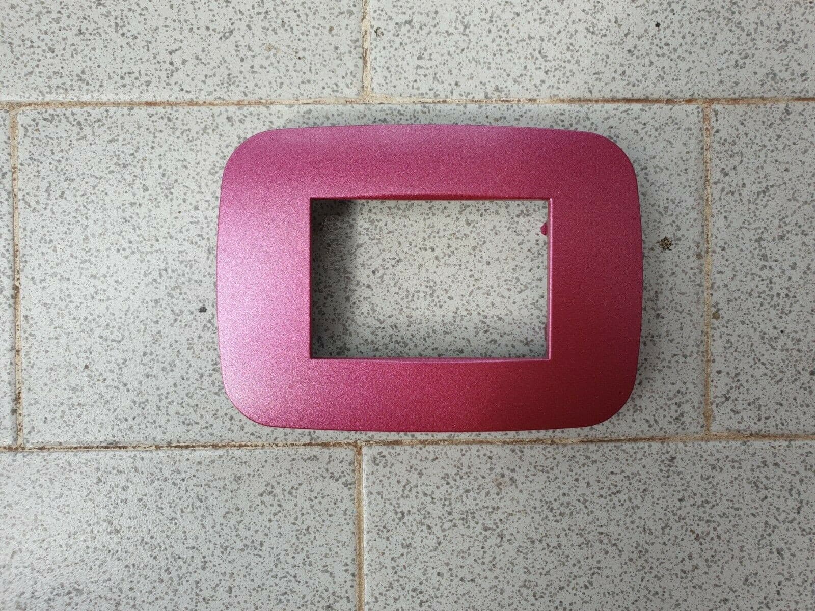 PLACCA PLACCHETTA PLACCHETTE COMPATIBILI PER SERIE AXOLUTE BTICINO COLORATE FORI - 64