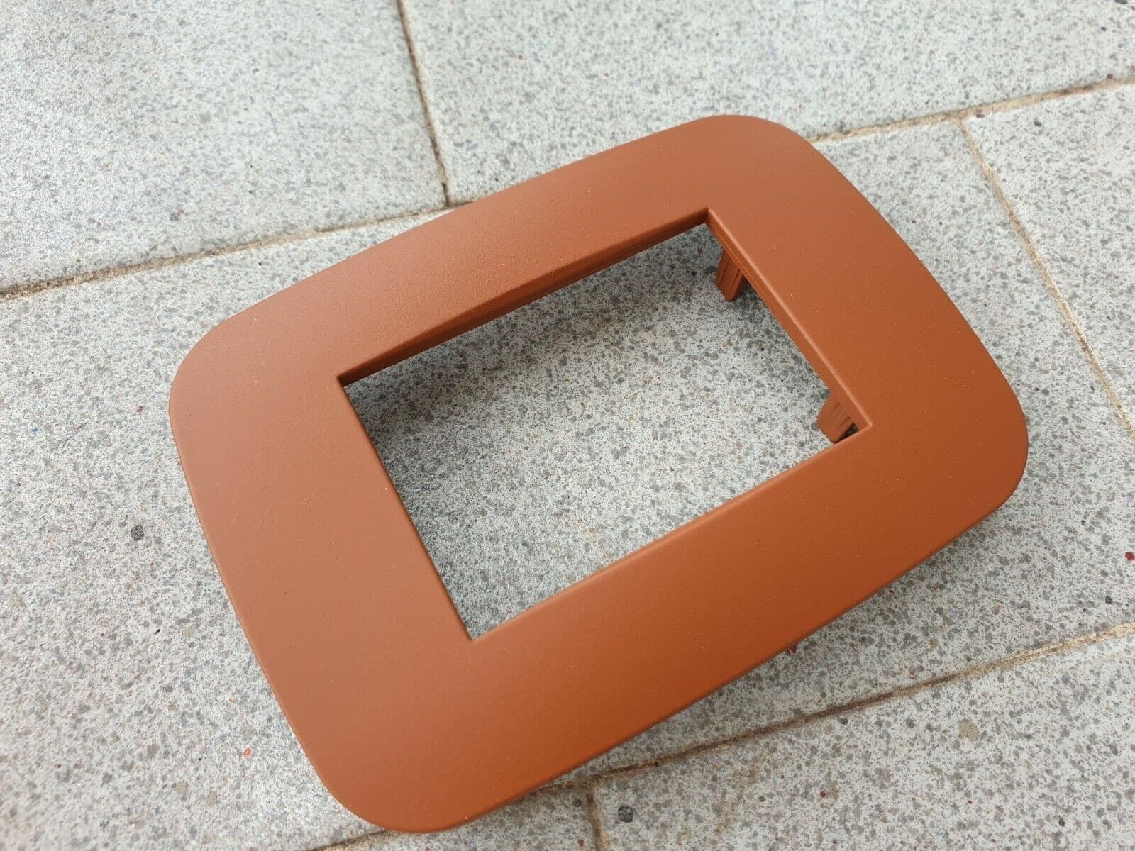 PLACCA PLACCHETTA PLACCHETTE COMPATIBILI PER SERIE AXOLUTE BTICINO COLORATE FORI - 37