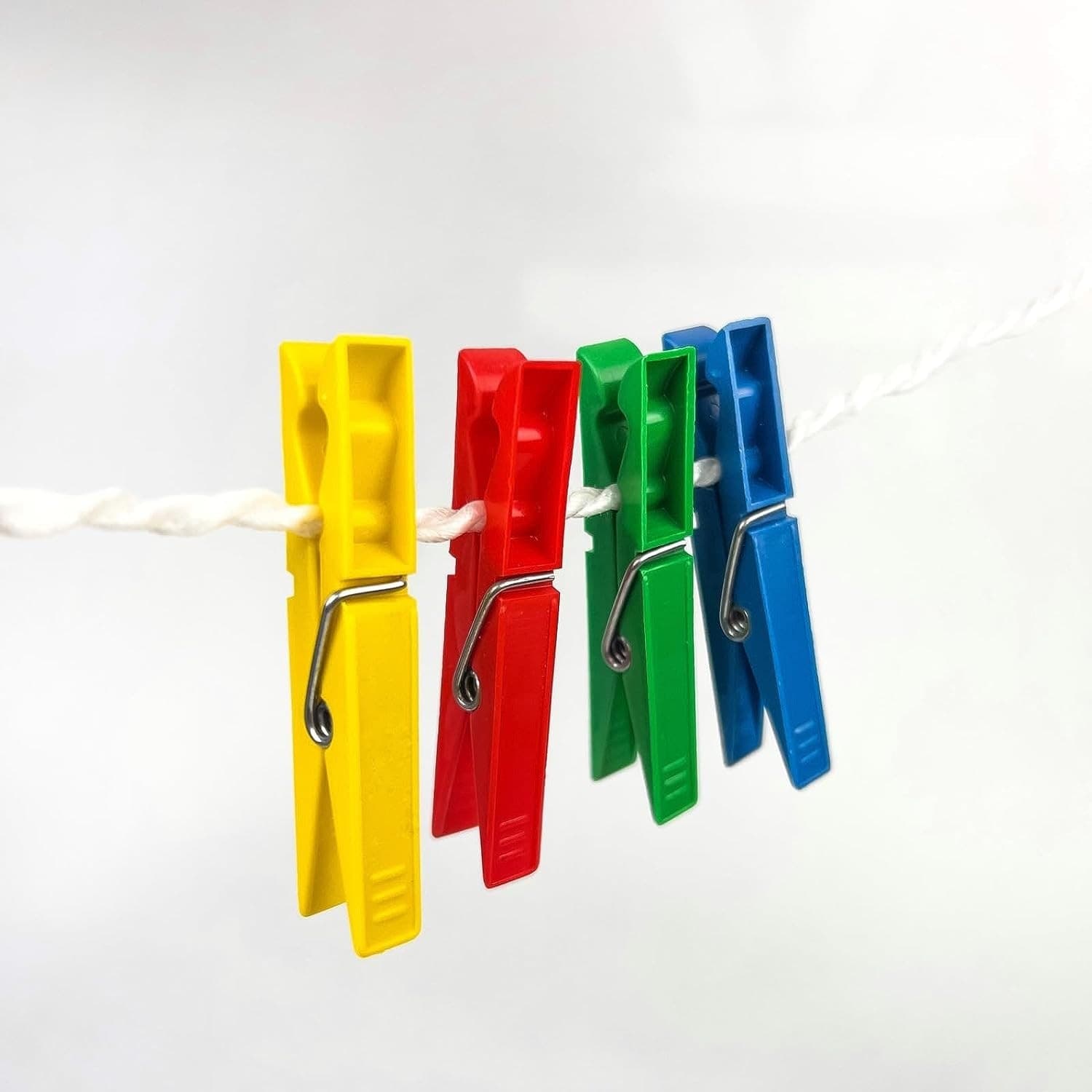 30 PEZZI PINZE MOLLETTE STENDERE PANNI BUCATO COLORATE EXTRA FORTI IN PLASTICA - 4