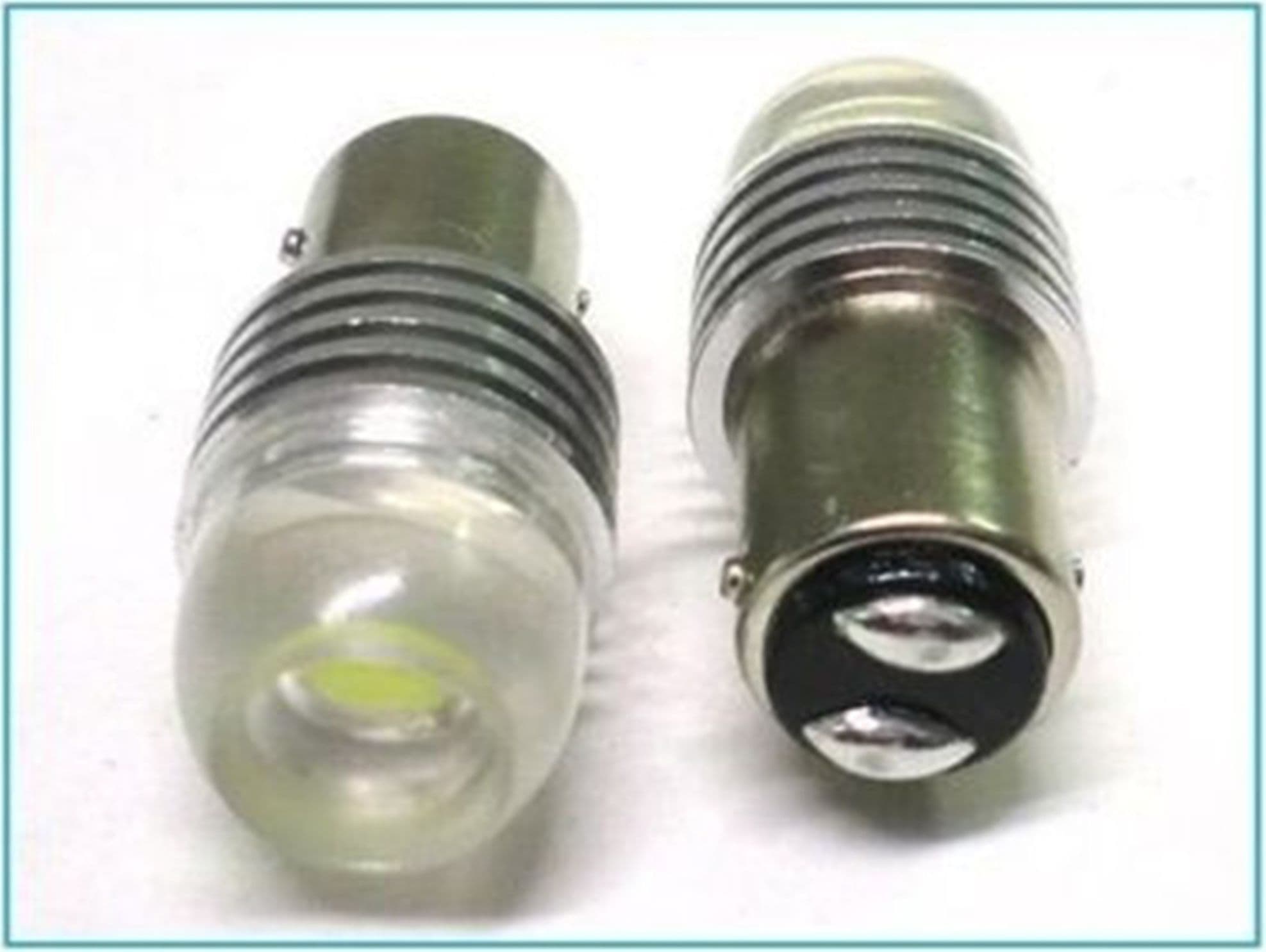 LAMPADINA LUCI AUTO 12V 5W LED LIGHT BULBO BULBI BIANCA ATTACCO 1156 BA15S P21W