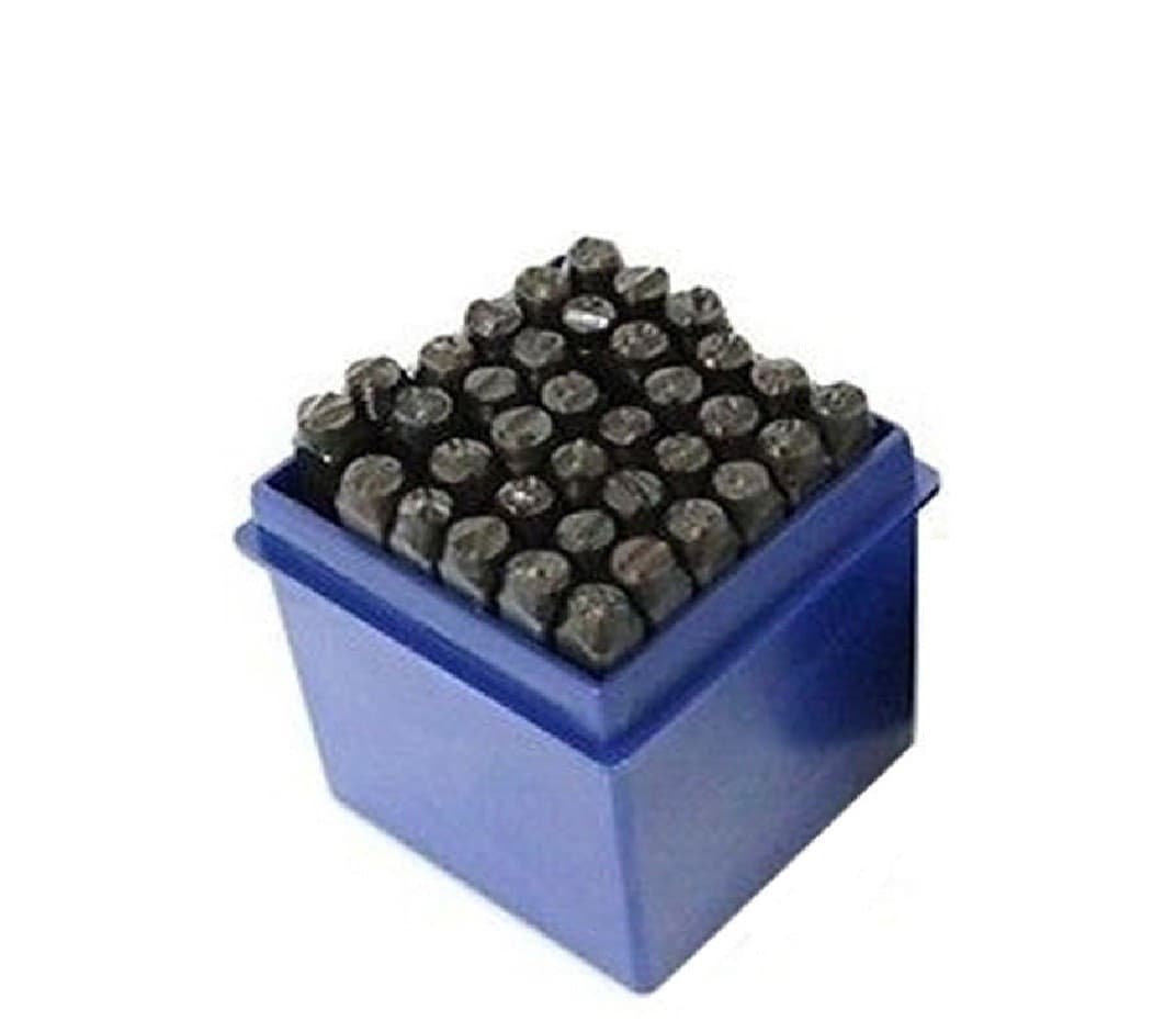 Punzoni Numeratori lettere e numeri + simbolo "&" 36 pezzi 4 mm