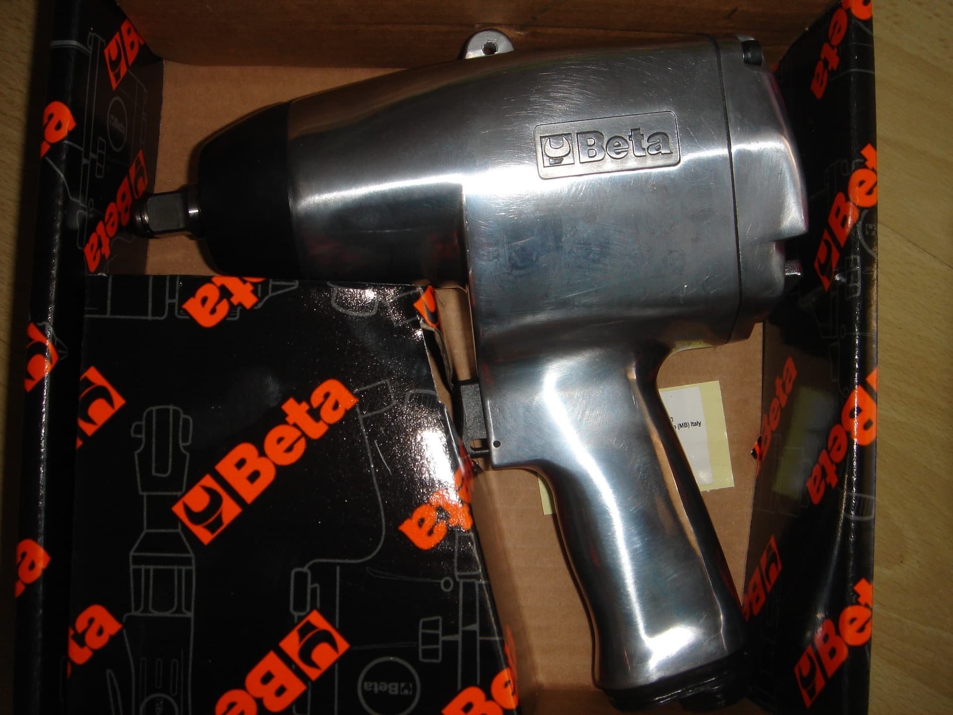 AVVITATORE PNEUMATICO REVERSIBILE A IMPULSI CON ATTACCO QUADRATO 1/2" BETA 1927A - 3