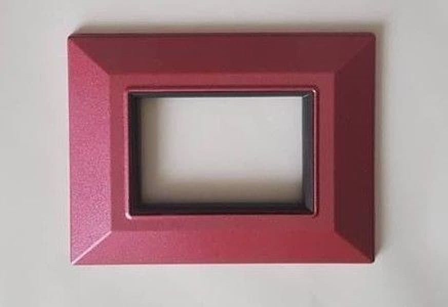 PLACCA PLACCHETTA PLACCHETTE COMPATIBILI PER SERIE AXOLUTE BTICINO COLORATE SQ – 3 fori, Rosa Metallizzato – TrAdE Shop