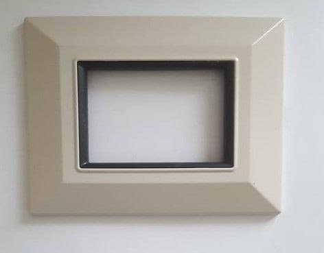 PLACCA PLACCHETTA PLACCHETTE COMPATIBILI PER SERIE AXOLUTE BTICINO COLORATE SQ - 29