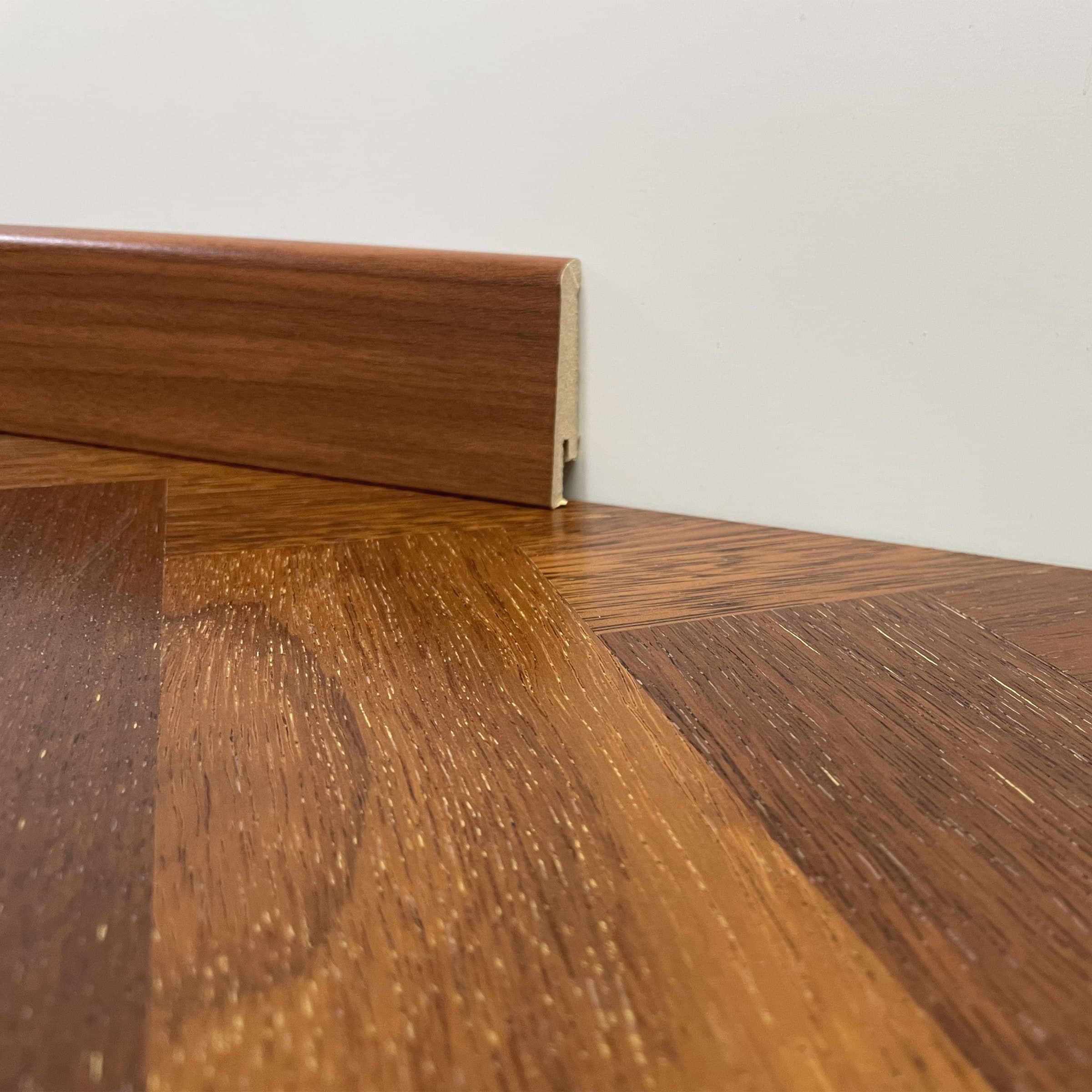 €1,69 - BATTISCOPA ZOCCOLINO in FIBRA DI LEGNO 60x15 Vari decori, Parquet, Laminati, SPC, LVT Eternal Parquet