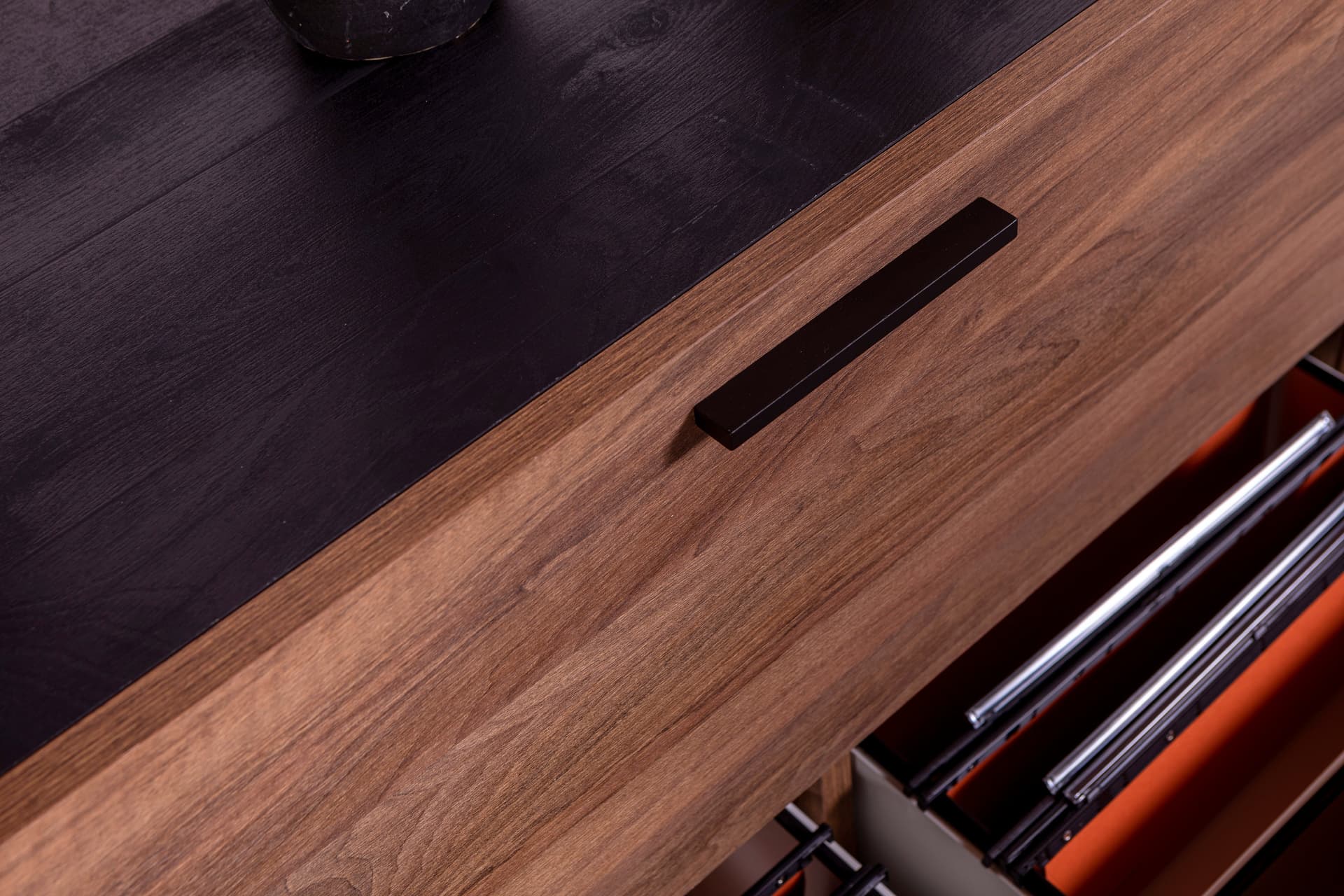 Contromobile con ante e cassetti "Da Vinci" in legno da ufficio arredamento per interno h 73 cm in Librerie Decor Space - Altamura, commercioVirtuoso.it