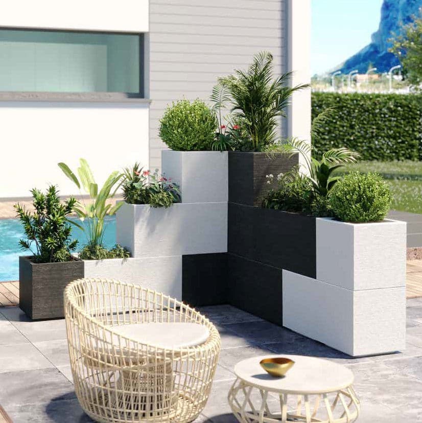 Cassa Fioriera "Matheria " a doppia parete con rotelle da esterno per fiori e piante 100 cm Giardino e giardinaggio/Attrezzi da giardino e attrezzature per l'irrigazione/Vasi e accessori per piante/Fioriere Decor Space - Altamura, Commerciovirtuoso.it