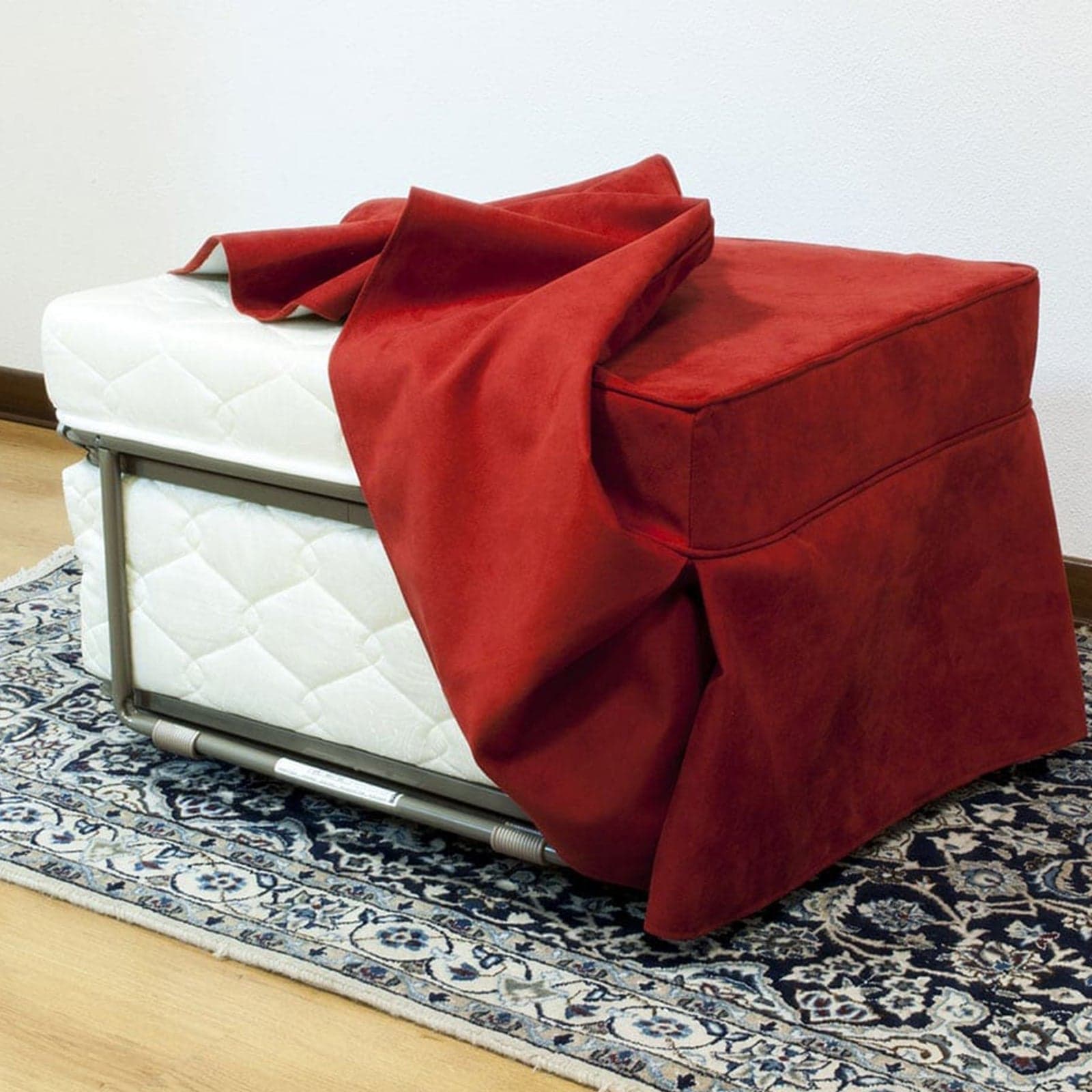 Pouf letto trasformabile "Mercurio" pieghevole con materasso "Made in Italy" Casa e cucina/Arredamento/Soggiorno/Divani Decor Space - Altamura, Commerciovirtuoso.it