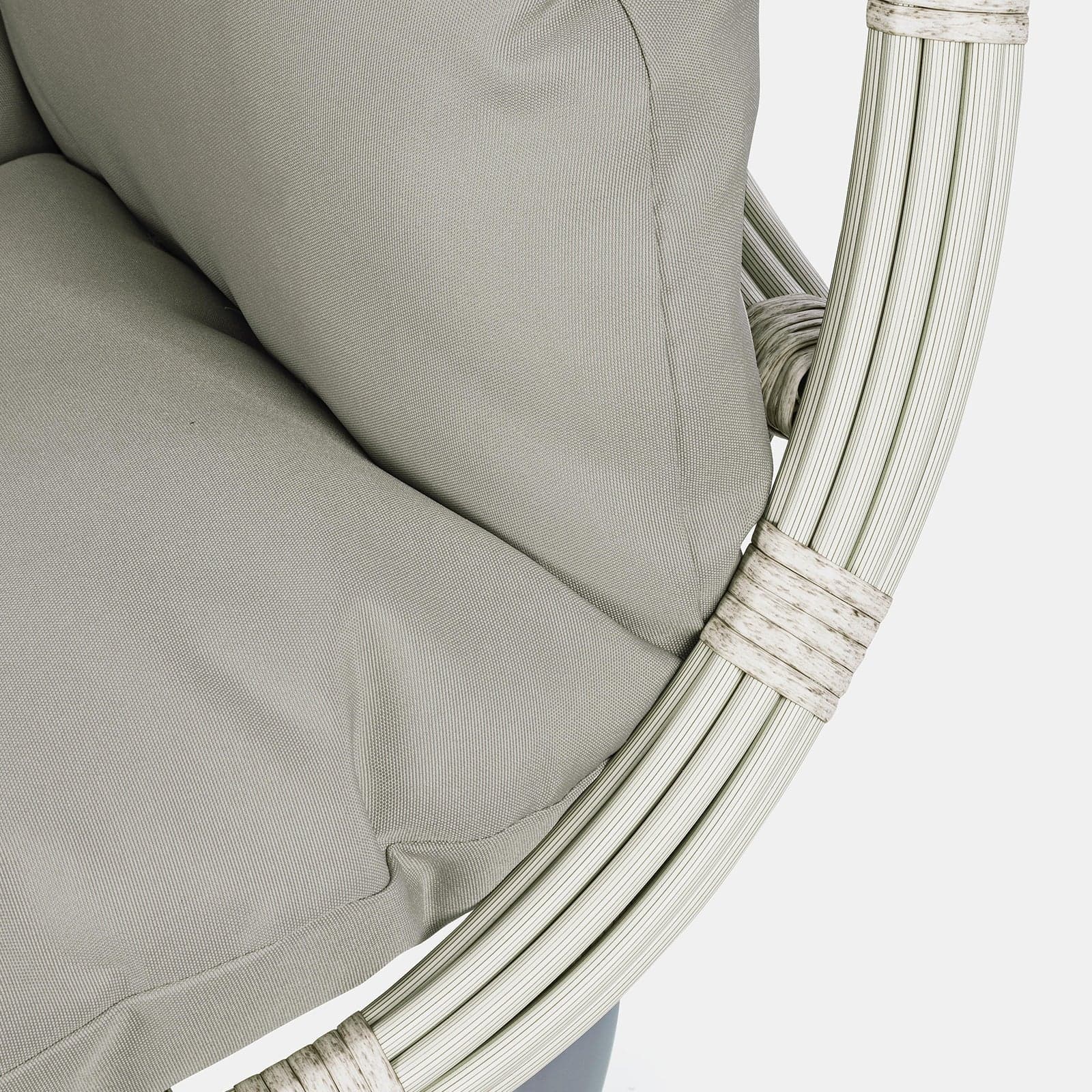 Poltrona a dondolo sospesa "Caracas" per giardino e veranda in rattan con cuscino in Dondoli coperti Decor Space - Altamura, commercioVirtuoso.it