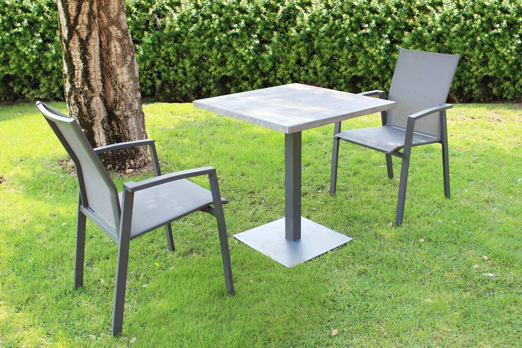 Tavolo da bar "Paxos" in acciaio verniciato con piano effetto legno da giardino 70 x 70 cm in Tavoli standard Decor Space - Altamura, commercioVirtuoso.it