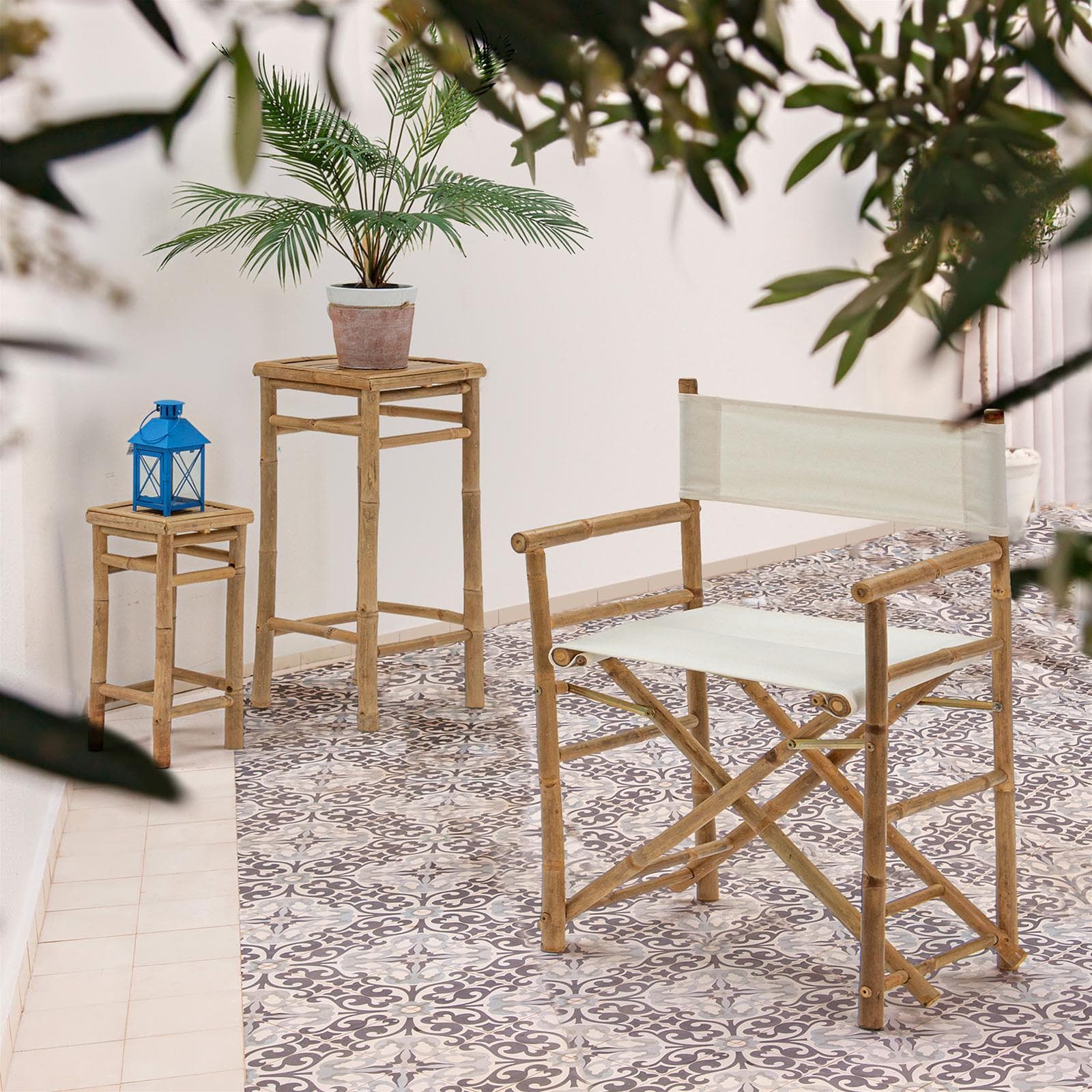 Sedia regista in Bamboo e tessuto bianco "Joyce" da giardino e piscina in Sedie per tavolo da giardino Decor Space - Altamura, commercioVirtuoso.it
