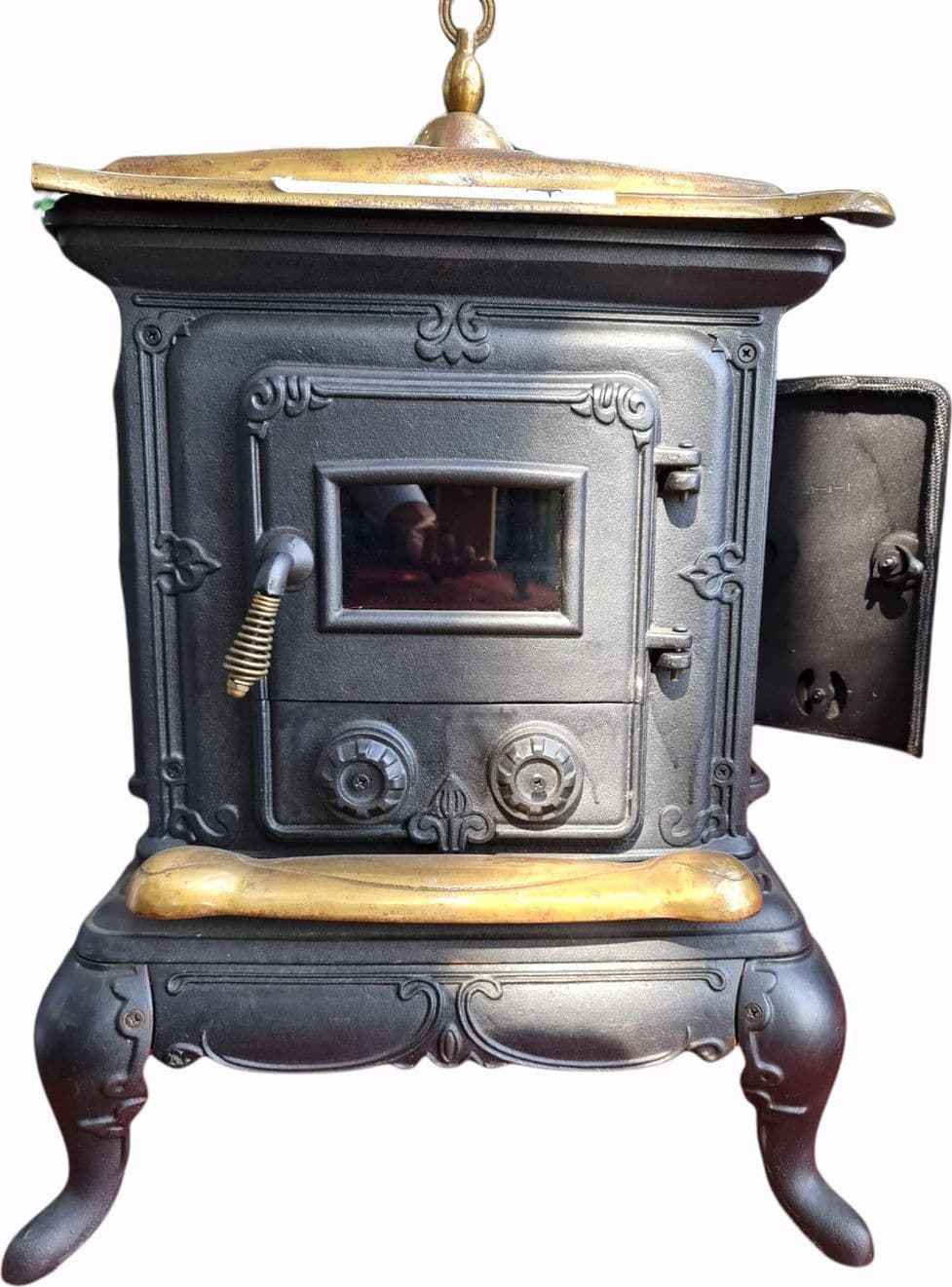 Stufa a legna "Parlor" 6 kW in ghisa con inserti ottone caminetto vintage in Stufe elettriche Decor Space - Altamura, commercioVirtuoso.it