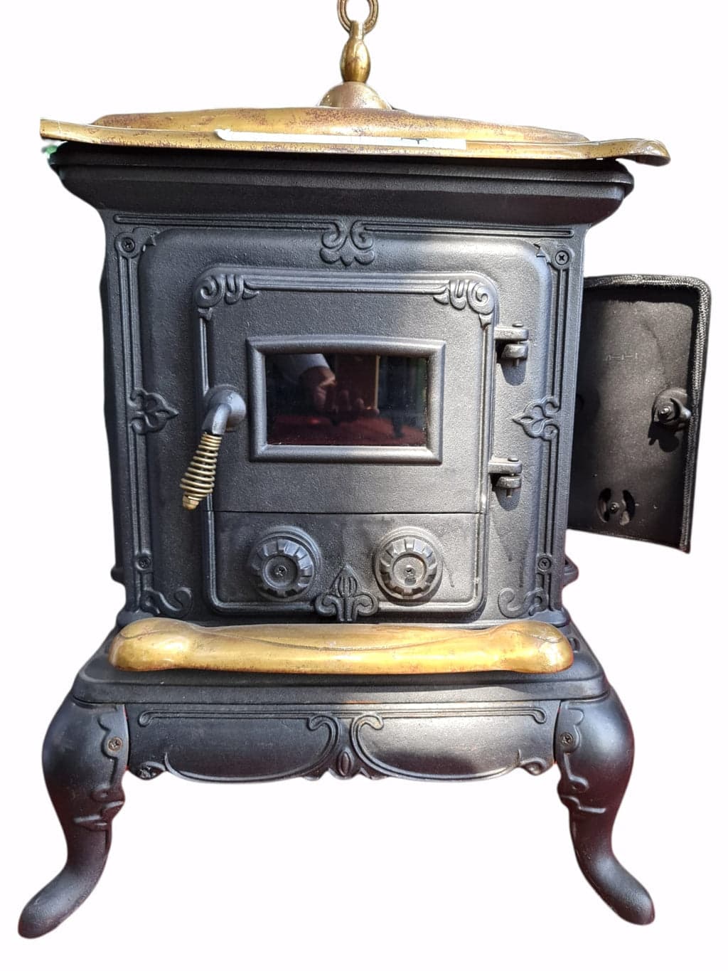 Stufa a legna "Parlor" 6 kW in ghisa con inserti ottone caminetto vintage in Stufe elettriche Decor Space - Altamura, commercioVirtuoso.it