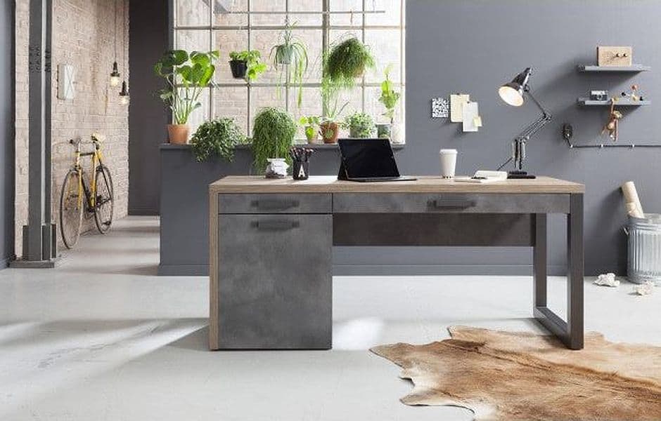 Scrivania da ufficio porta PC stile Industrial con 1 anta e 2 cassetti color rovere e nero 170 cm in Postazioni di lavoro per computer Decor Space - Altamura, commercioVirtuoso.it