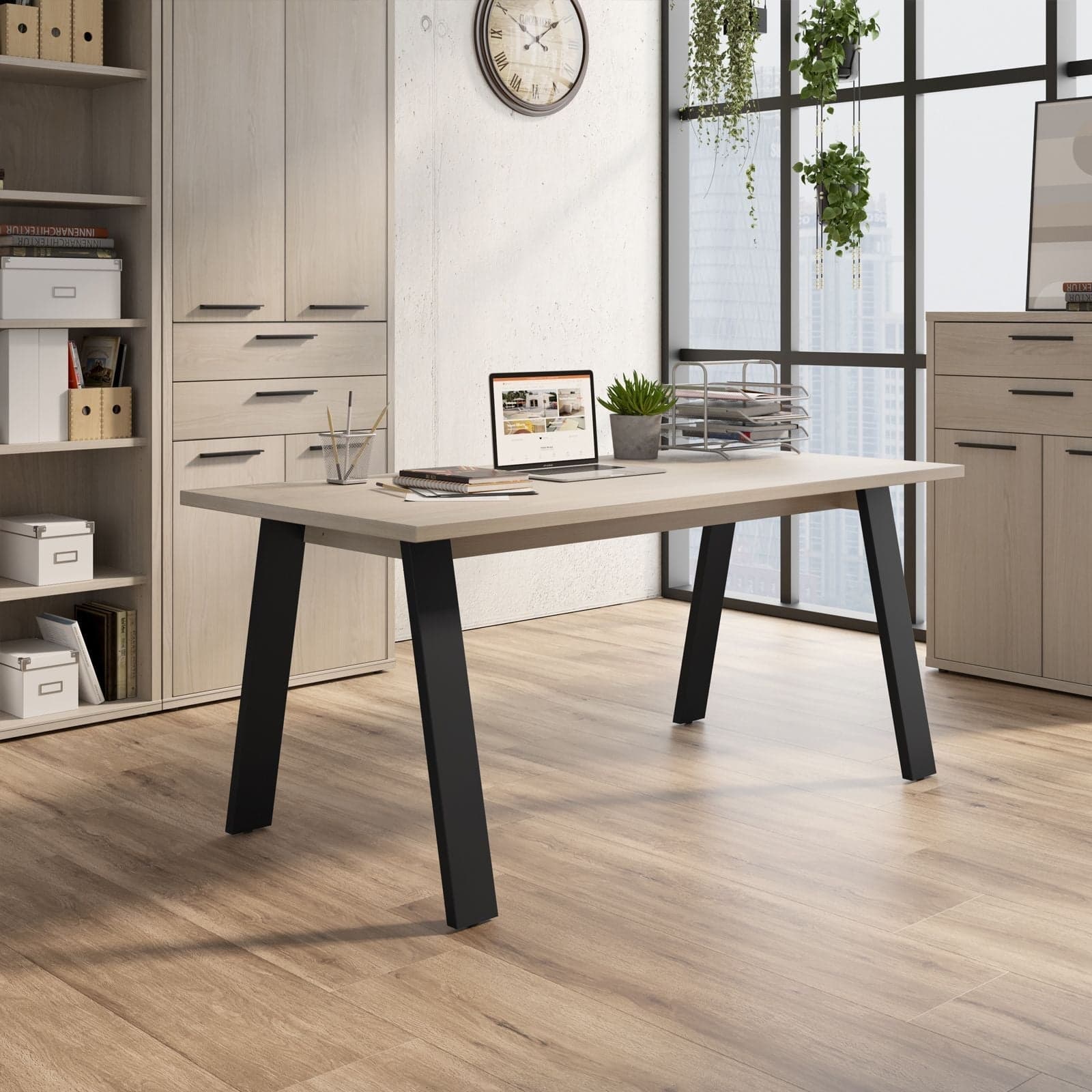 Scrivania da ufficio con piedi in acciaio 172 cm Rovere e Nero "Made in Italy" in Scrivanie Decor Space - Altamura, commercioVirtuoso.it