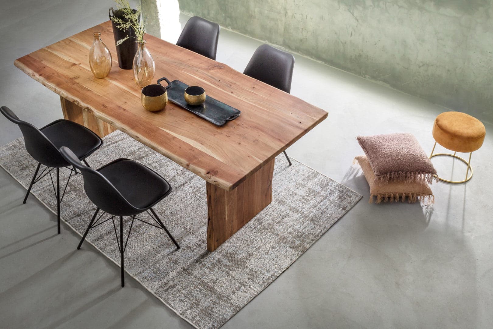 Tavolo Eneas rettangolare, con gambe, in legno di acacia da 200 x 95 cm in Tavoli da sala da pranzo Decor Space - Altamura, commercioVirtuoso.it