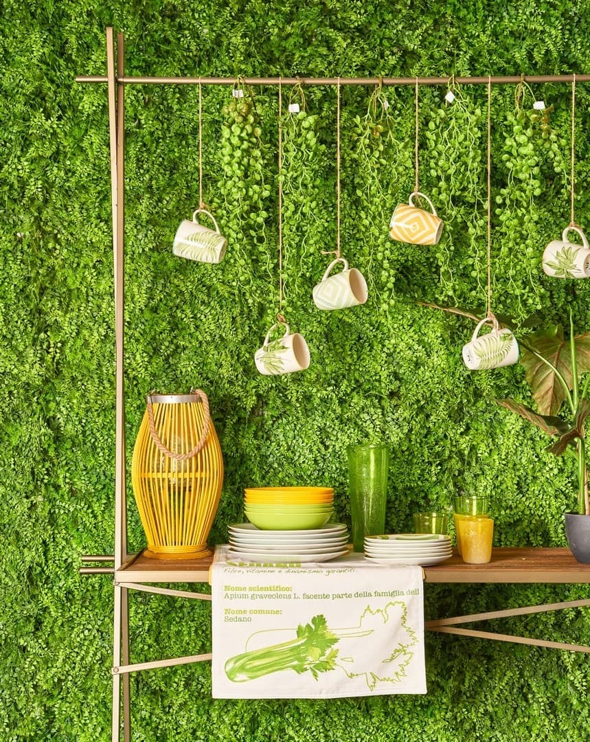 Tavolo espositore con ripiano rettangolare in legno di abete, struttura e tetto in acciaio in Tavoli da sala da pranzo Decor Space - Altamura, commercioVirtuoso.it