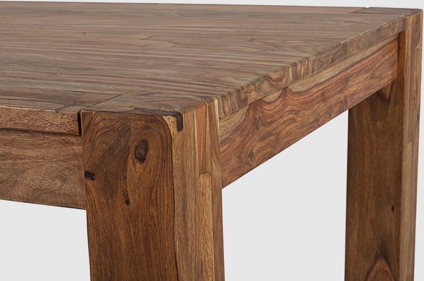 Tavolo Salford allungabile rettangolare, con gambe, piano in legno sheesham, stile design in Tavoli da sala da pranzo Decor Space - Altamura, commercioVirtuoso.it