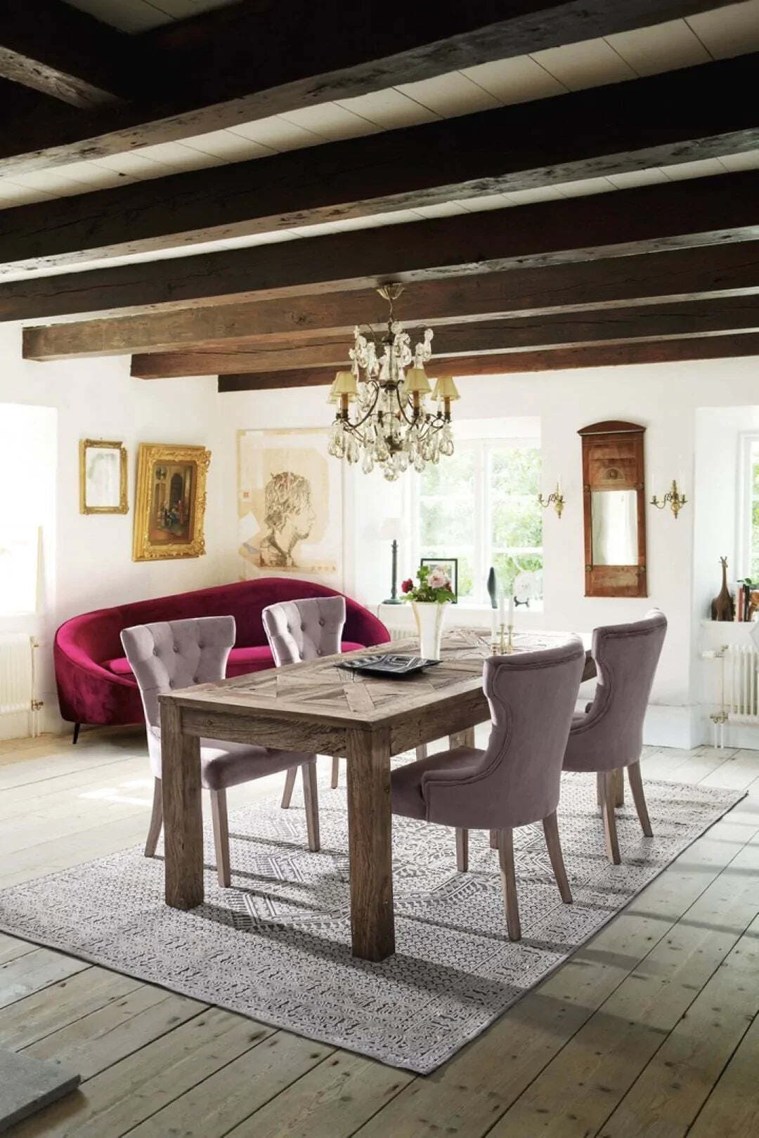 Tavolo Kaily rettangolare, con gambe, piano con lavorazione anticata a parquet, stile classico Casa e cucina/Arredamento/Sala da pranzo/Tavoli da sala da pranzo Decor Space - Altamura, Commerciovirtuoso.it