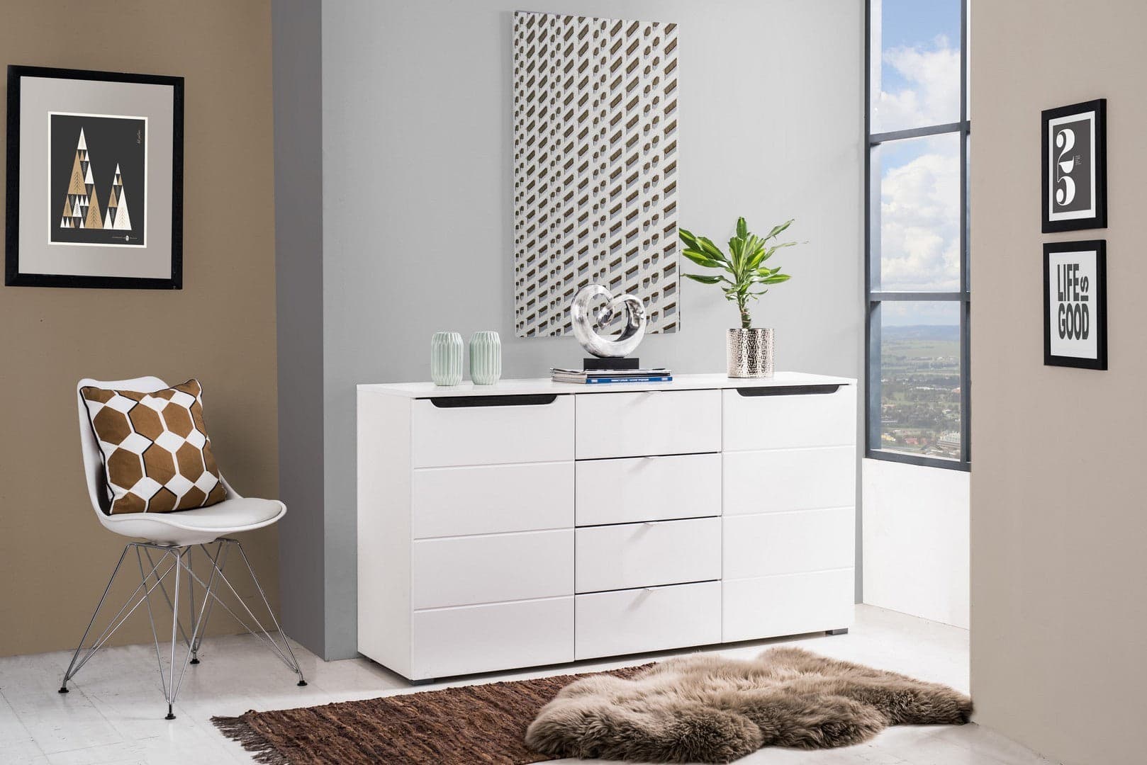 Credenza "Zurich", con 2 ante e 4 cassetti, color bianco opaco, con struttura in truciolare rivestito, mobile in kit in Credenze Decor Space - Altamura, commercioVirtuoso.it