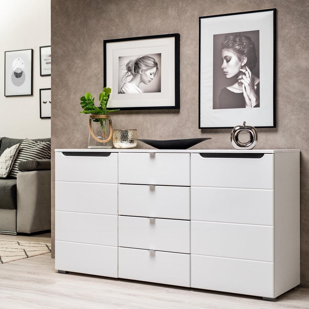 Credenza "Zurich", con 2 ante e 4 cassetti, color bianco opaco, con struttura in truciolare rivestito, mobile in kit in Credenze Decor Space - Altamura, commercioVirtuoso.it
