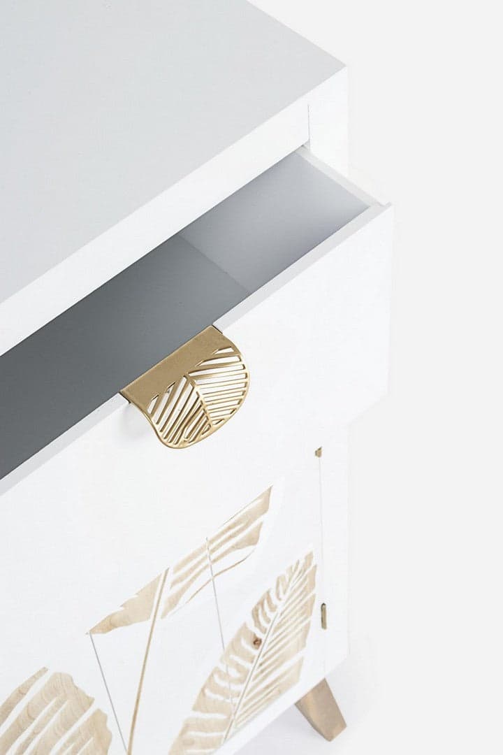 Credenza "Folium", con struttura in abete e mdf, piano e schienale in mdf, stile design in Credenze Decor Space - Altamura, commercioVirtuoso.it