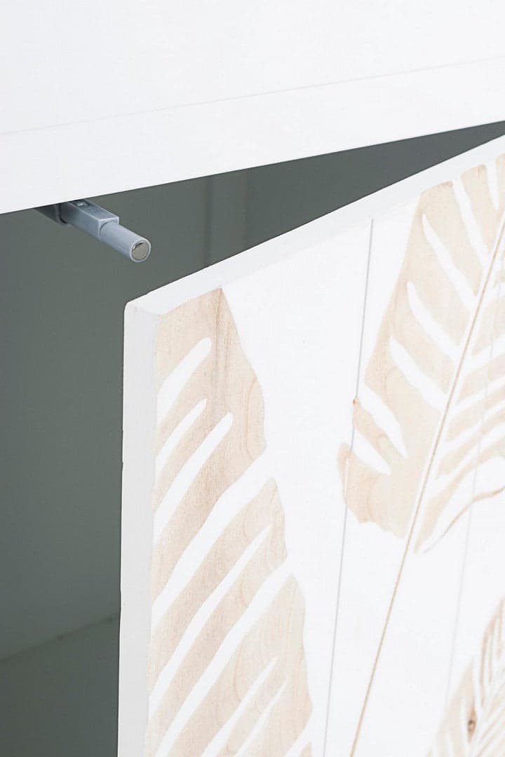 Credenza "Folium", con struttura in abete e mdf, piano e schienale in mdf, stile design in Credenze Decor Space - Altamura, commercioVirtuoso.it