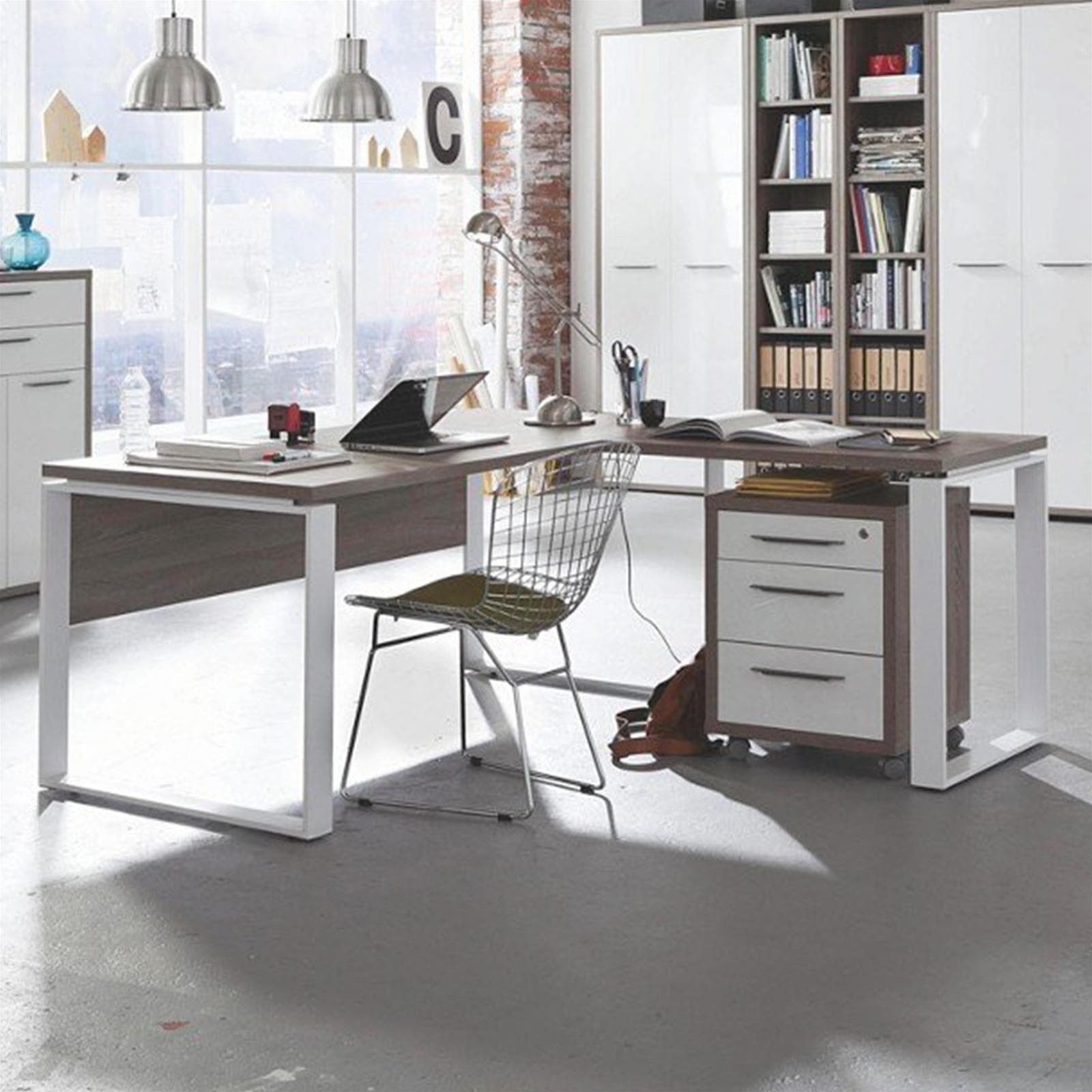 Allungo per scrivania elegante in legno Effetto 3D con piedi in Acciaio da ufficio e stanzetta in Postazioni di lavoro per computer Decor Space - Altamura, commercioVirtuoso.it