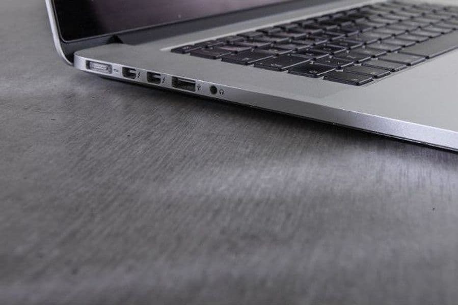 Allungo per scrivania elegante in legno Effetto 3D con piedi in Acciaio da ufficio e stanzetta Casa e cucina/Arredamento/Studio/Scrivanie e postazioni di lavoro/Postazioni di lavoro per computer Decor Space - Altamura, Commerciovirtuoso.it