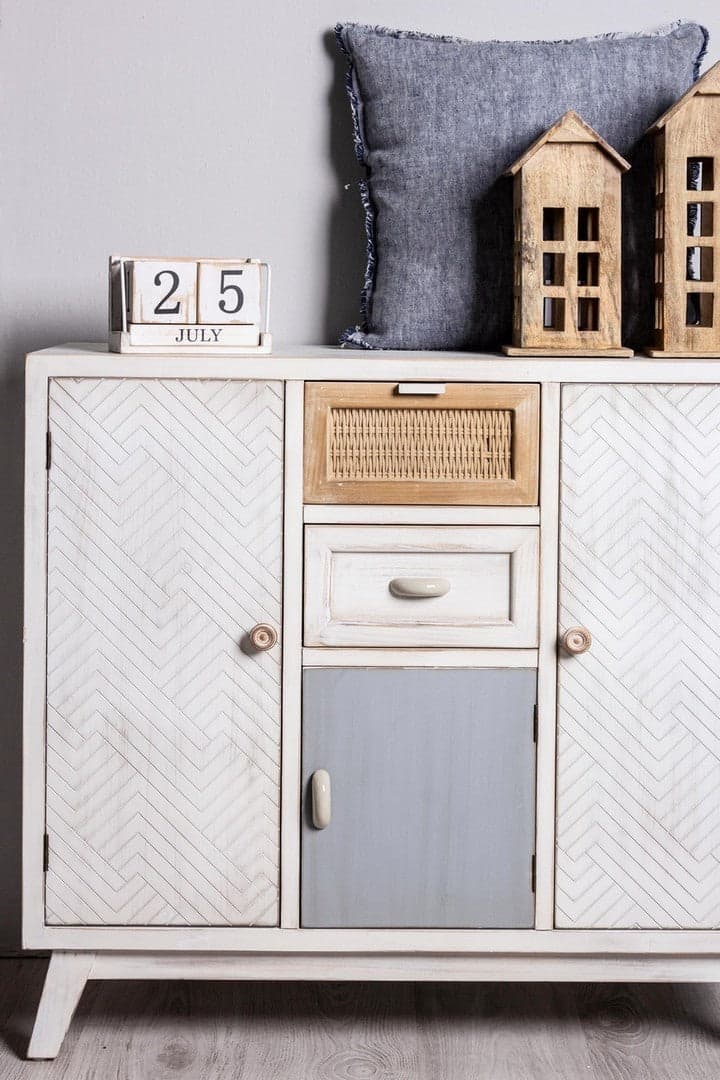 Credenza "Clotilde" con struttura in legno di abete, schienale in mdf, stile rustico - 14
