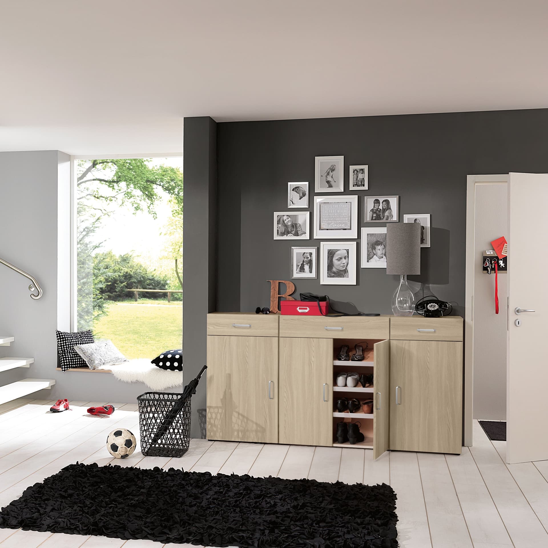 Mobile basso con 1 cassetto e 2 Ante, scarpiera "Level" guide in ABS h 111 cm in Scarpiere Decor Space - Altamura, commercioVirtuoso.it