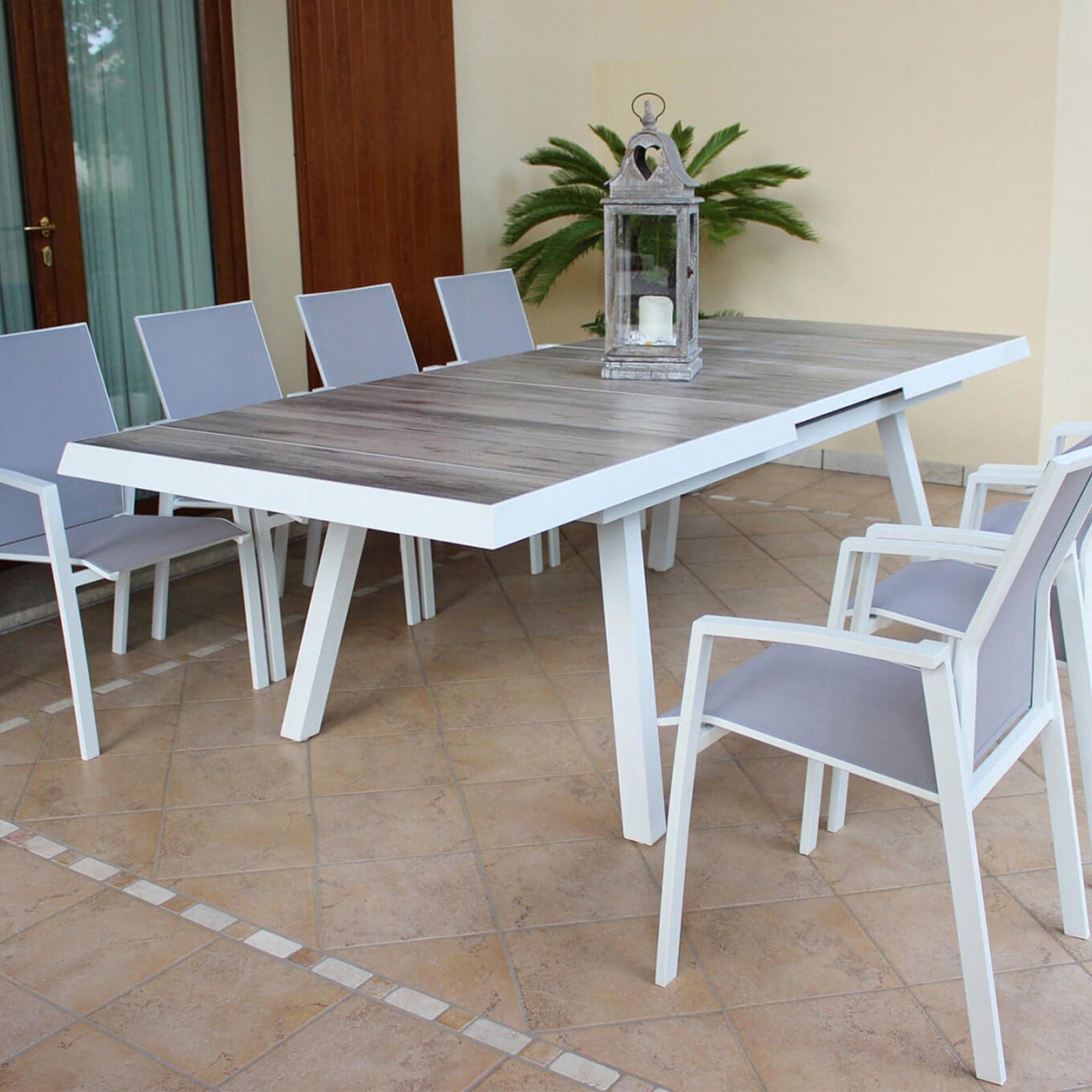 Tavolo allungabile "Cayman" in alluminio e Gres porcellanato per esterno 205\265 x 105 cm in Tavoli standard Decor Space - Altamura, commercioVirtuoso.it